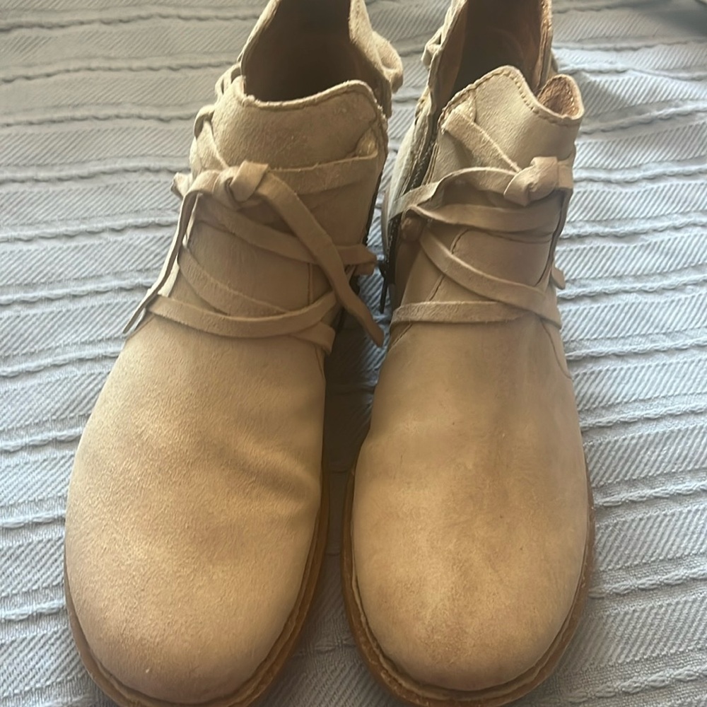 New Born booties -8.5